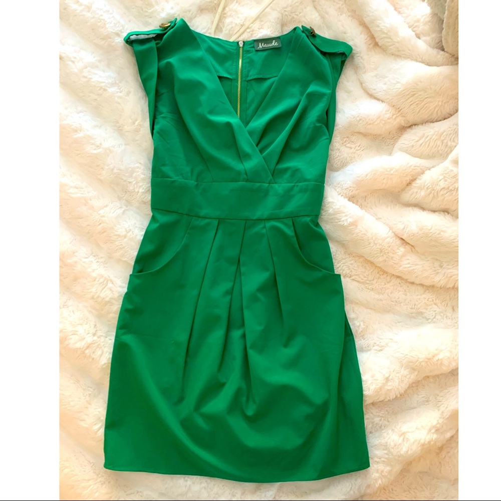 Green dress. Size small. Brand: Maude